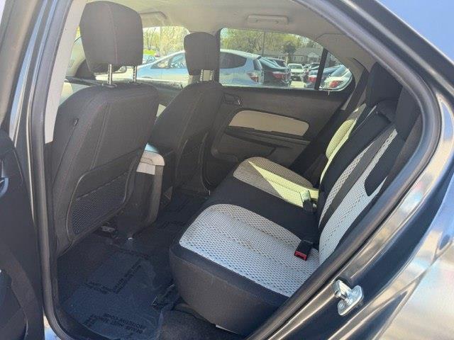 Chevrolet Equinox LS FWD 2010