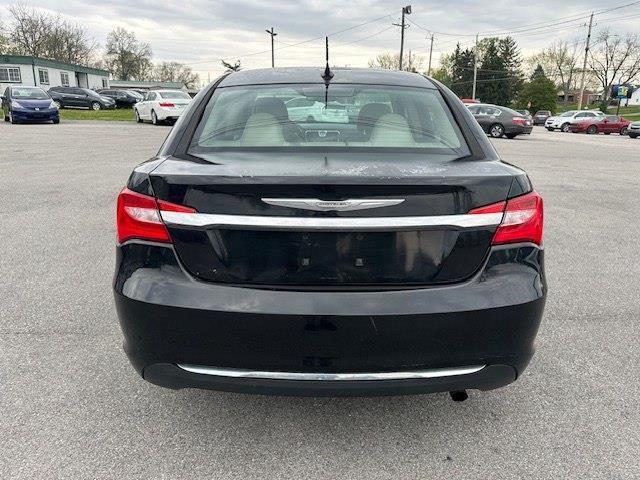 Chrysler 200 Touring 2013