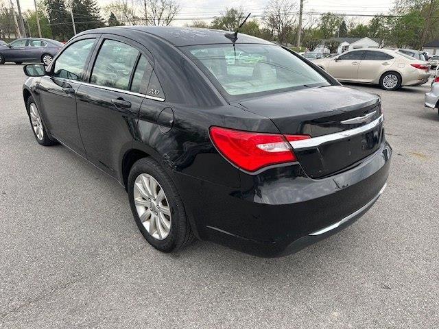 Chrysler 200 Touring 2013