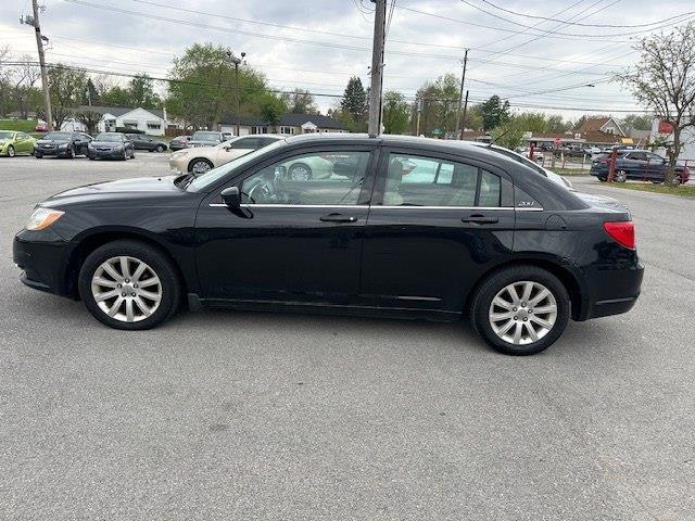 Chrysler 200 Touring 2013