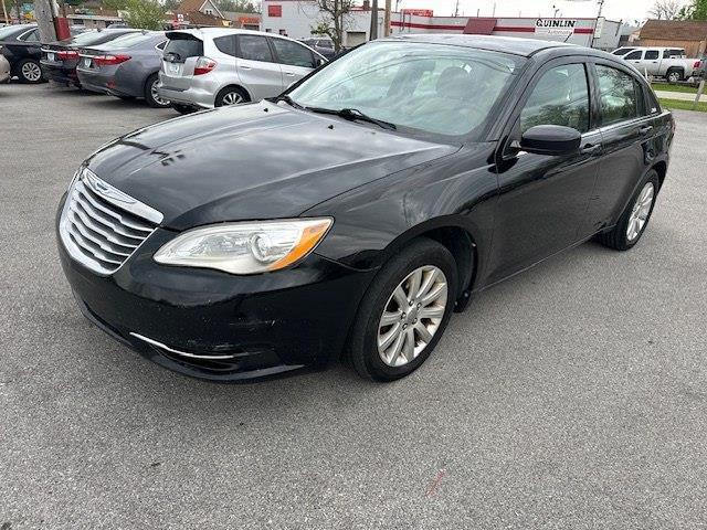 Chrysler 200 Touring 2013