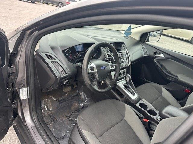 Ford Focus SE Sedan 2014