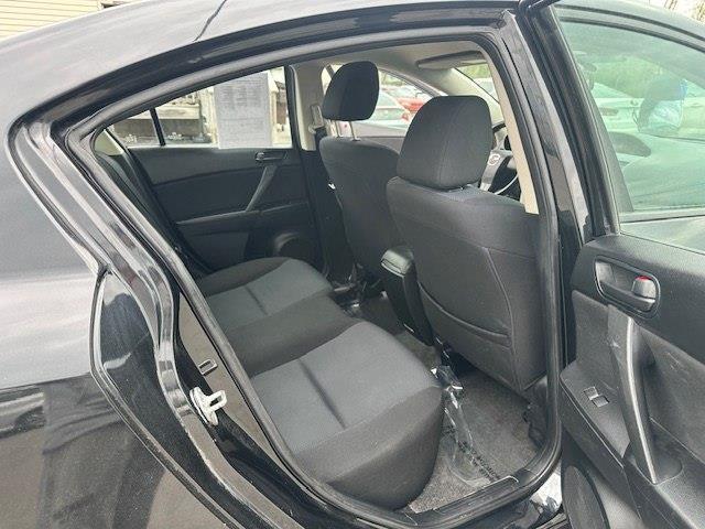 Mazda MAZDA3 i Sport 4-Door 2010