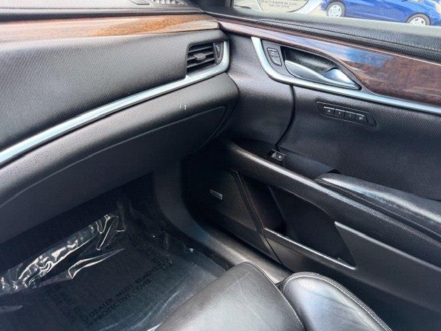 Cadillac XTS Luxury AWD 2014