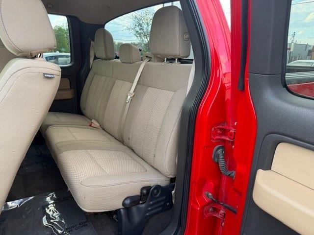 Ford F-150 XL SuperCab 8-ft. Bed 4WD 2013