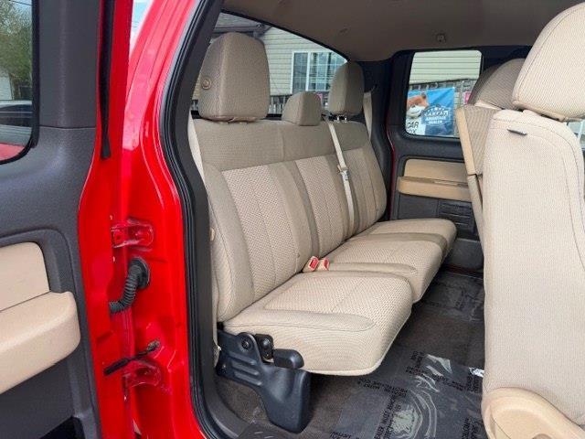 Ford F-150 XL SuperCab 8-ft. Bed 4WD 2013