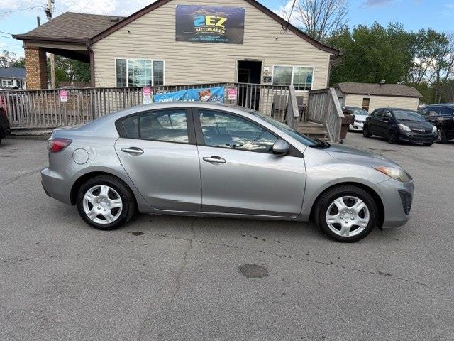 Mazda MAZDA3 i Touring 4-door 2011