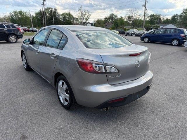 Mazda MAZDA3 i Touring 4-door 2011