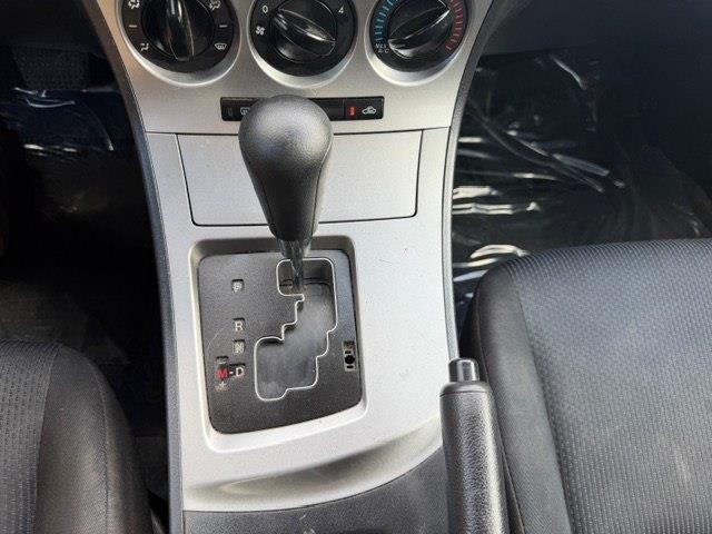 Mazda MAZDA3 i Touring 4-door 2011