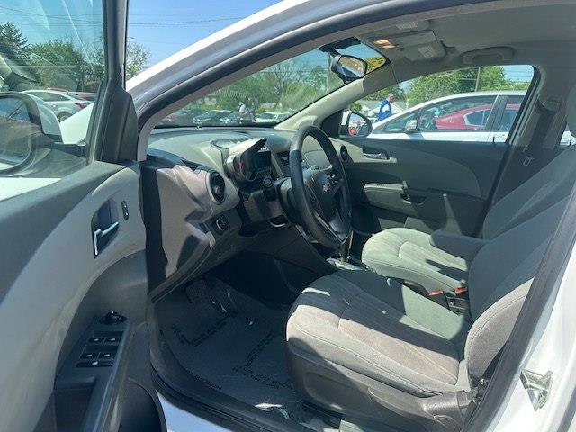 Chevrolet Sonic LT Auto Sedan 2015