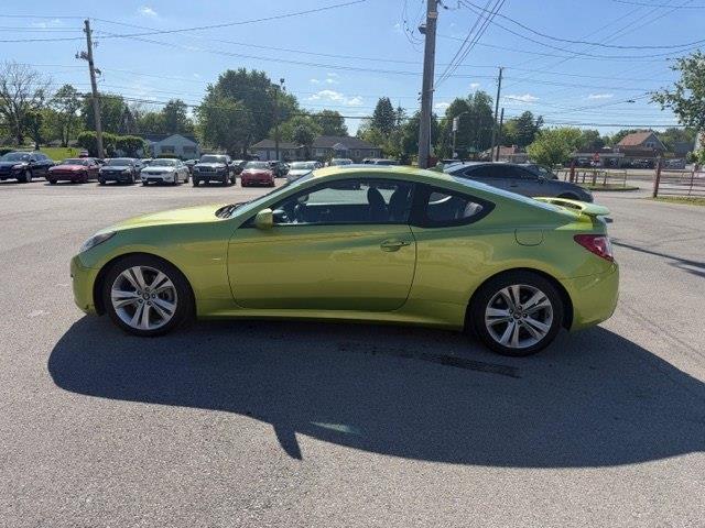 Hyundai Genesis Coupe 2.0T Manual 2010