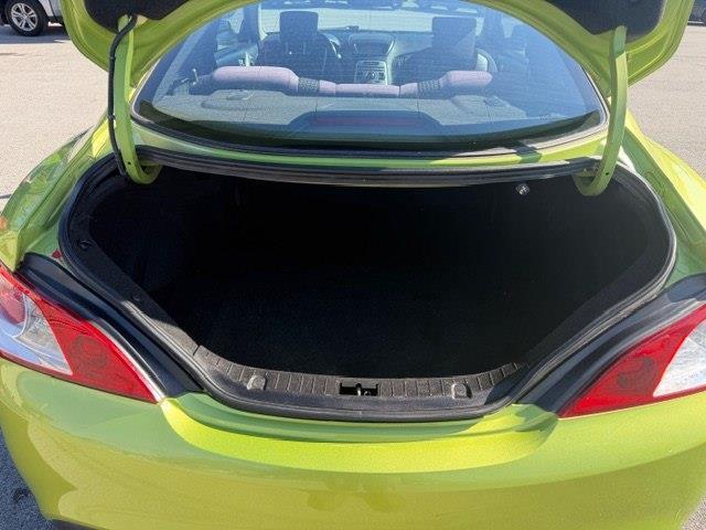 Hyundai Genesis Coupe 2.0T Manual 2010