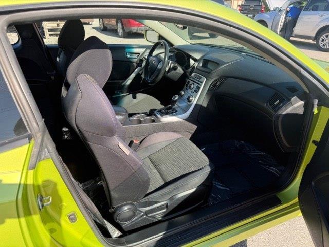 Hyundai Genesis Coupe 2.0T Manual 2010