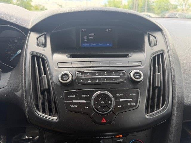 Ford Focus SE Hatch 2015