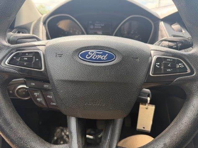 Ford Focus SE Hatch 2015