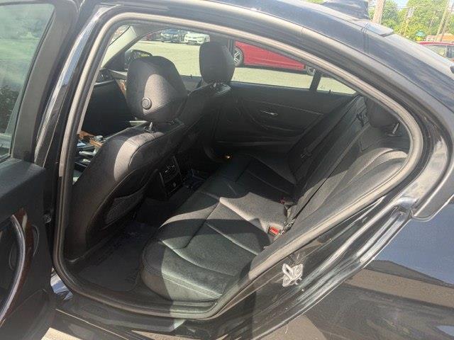 BMW 3-Series 328i Sedan 2015