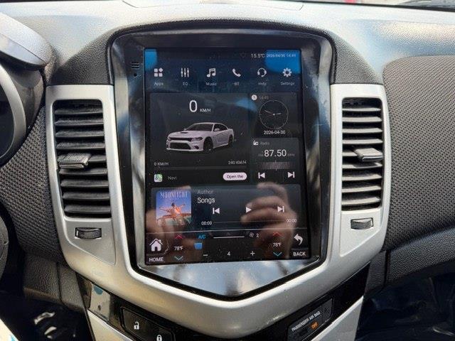 Chevrolet Cruze 1LT 2012