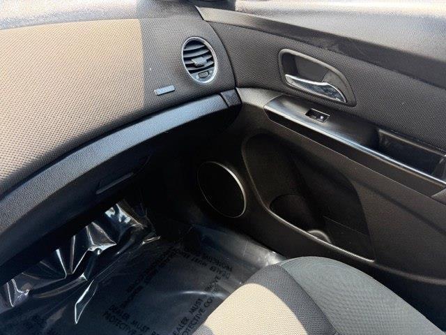 Chevrolet Cruze 1LT 2012