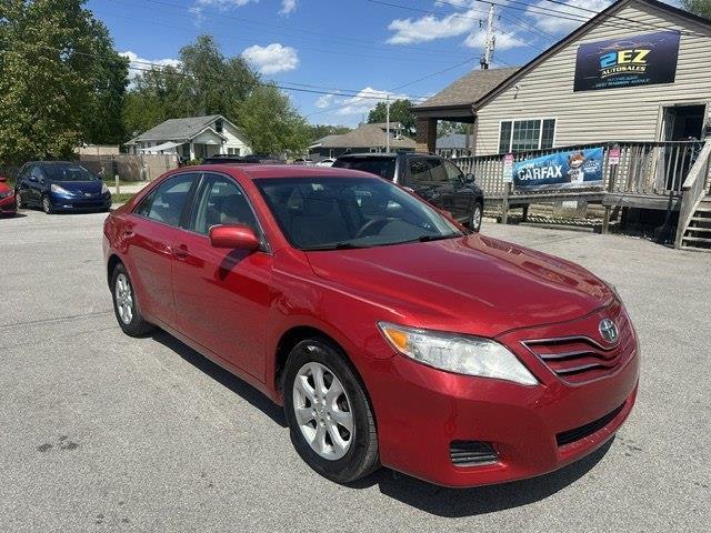 Toyota Camry LE 6-Spd AT 2011