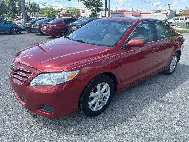 Toyota Camry LE 6-Spd AT 2011