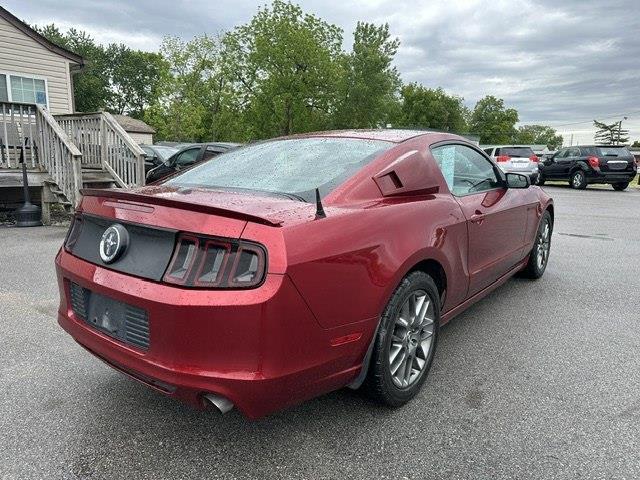 Ford Mustang V6 Coupe 2014