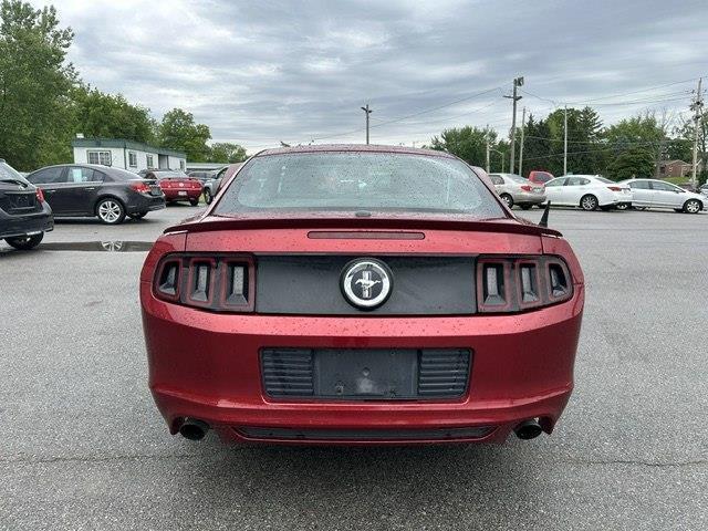 Ford Mustang V6 Coupe 2014