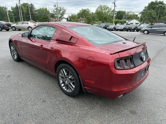 Ford Mustang V6 Coupe 2014