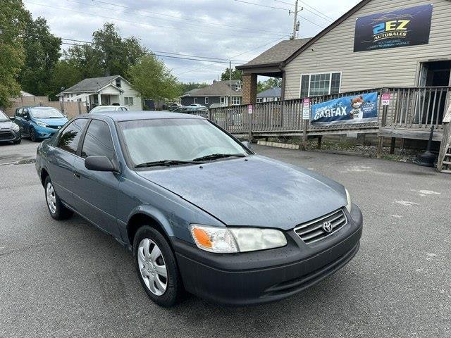 Toyota Camry LE 2001
