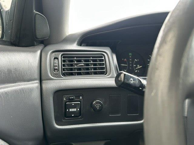 Toyota Camry LE 2001