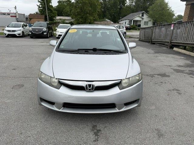 Honda Civic LX Sedan 5-Speed AT 2010