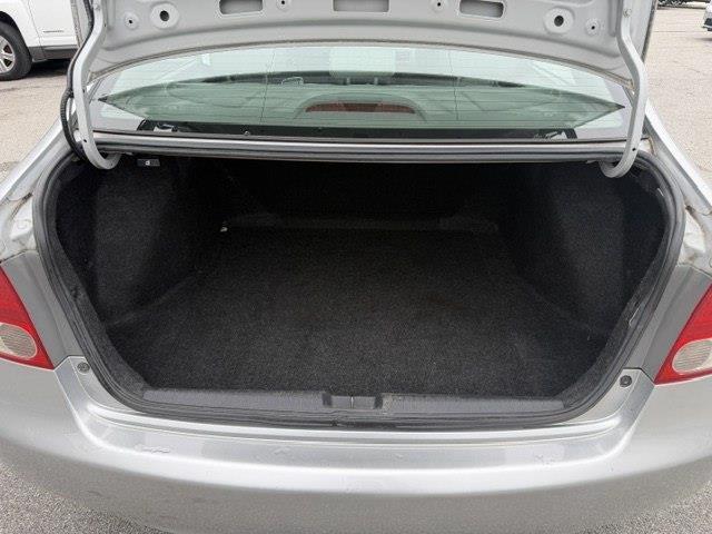 Honda Civic LX Sedan 5-Speed AT 2010