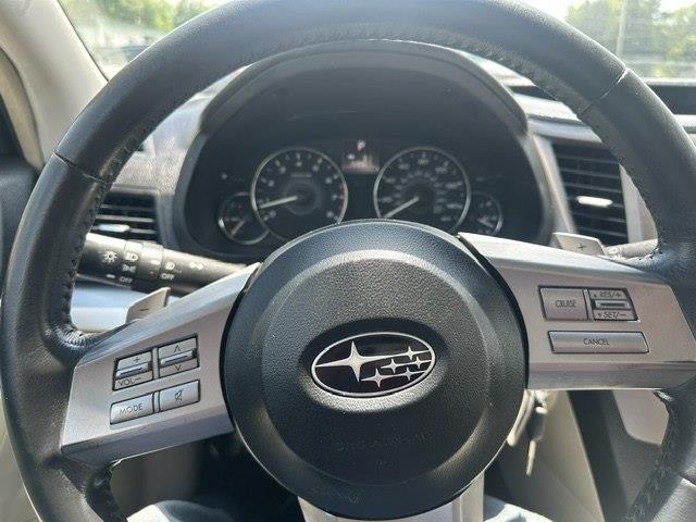 Subaru Outback 2.5i Premium 2011