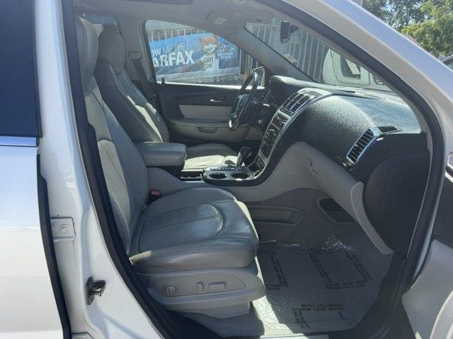 GMC Acadia SLT-2 FWD 2009