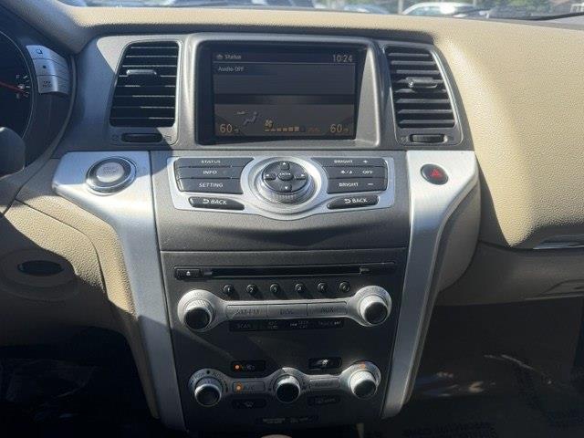 Nissan Murano SV AWD 2012
