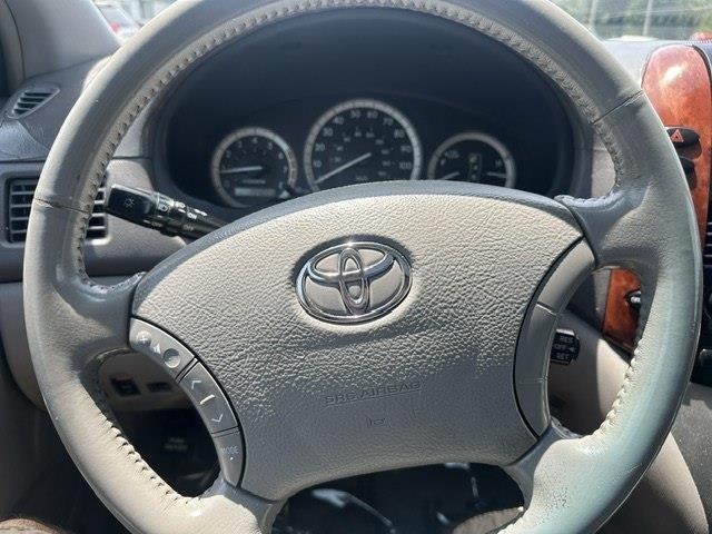 Toyota Sienna XLE 2004