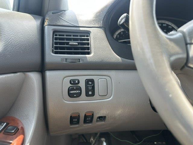 Toyota Sienna XLE 2004