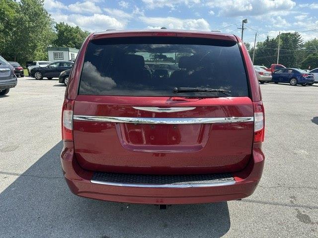 Chrysler Town & Country  2013