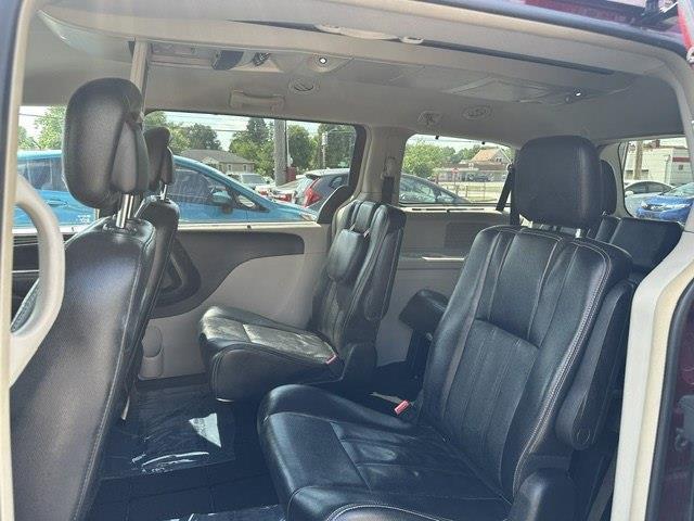 Chrysler Town & Country  2013