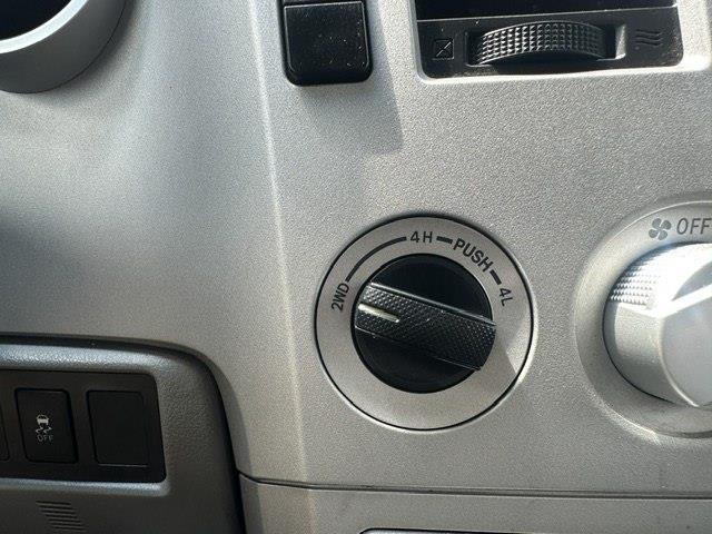 Toyota Tundra SR5 Double Cab 6AT 4WD 2007
