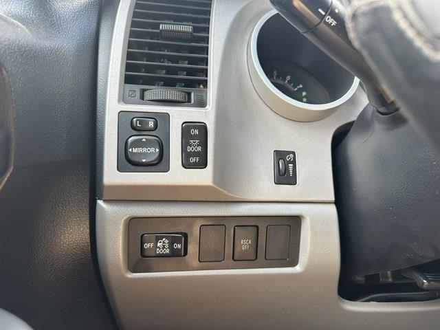 Toyota Tundra SR5 Double Cab 6AT 4WD 2007