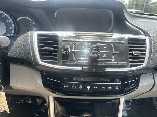 Honda Accord LX Sedan CVT 2016