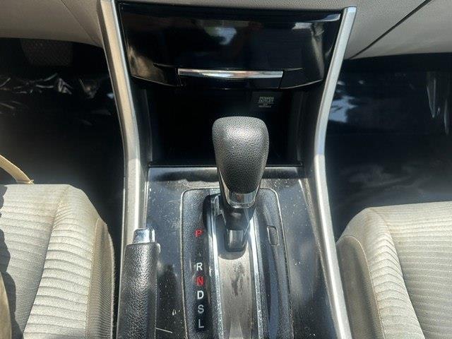 Honda Accord LX Sedan CVT 2016