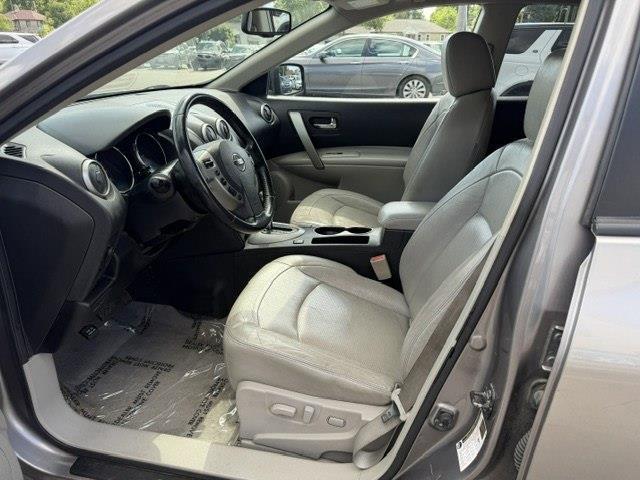 Nissan Rogue SL AWD 2010