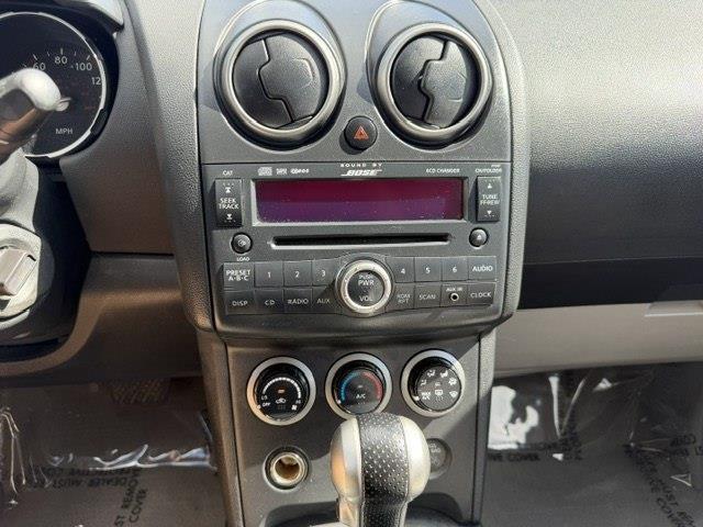 Nissan Rogue SL AWD 2010