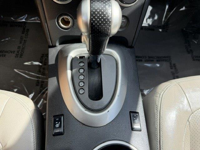 Nissan Rogue SL AWD 2010