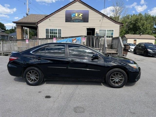 Toyota Camry SE 2015