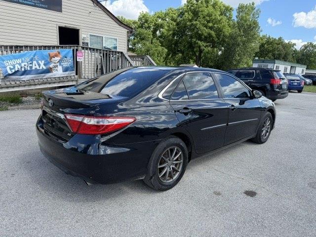 Toyota Camry SE 2015