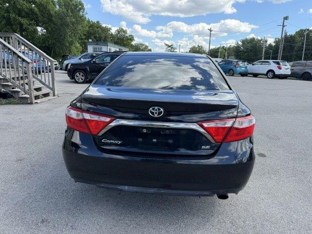 Toyota Camry SE 2015