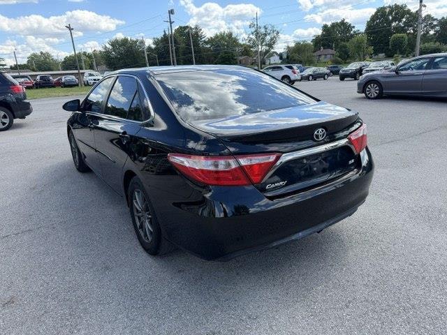 Toyota Camry SE 2015