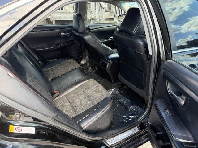 Toyota Camry SE 2015